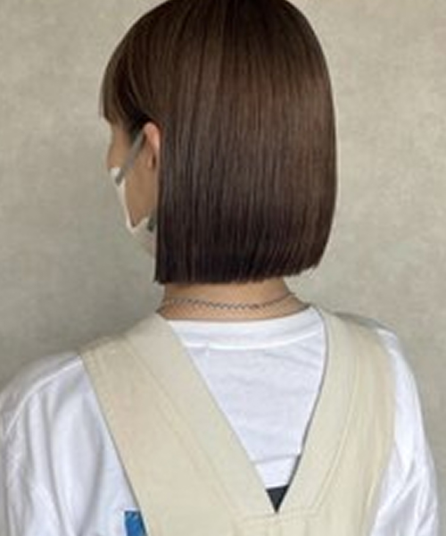 透け感レイヤー×くびれミディ